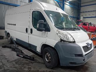 Peugeot Boxer Boxer (U9) Van 2.2 HDi 120 Euro 4 (22DT(4HU)) [88kW]  (04-2006/12-2016=
) picture 2