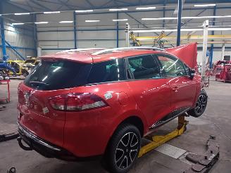 Renault Clio Clio IV Estate/Grandtour (7R) Combi 5-drs 0.9 Energy TCE 90 12V (H4B-4=
00(H4B-A4)) [66kW]  (01-2013/08-2021) picture 3