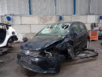 demontáž osobní automobily Volkswagen Golf Golf Sportsvan (AUVS) MPV 1.0 TSI 12V BlueMotion Technology (CHZD) [85=
kW]  (05-2015/12-2021) 2015
