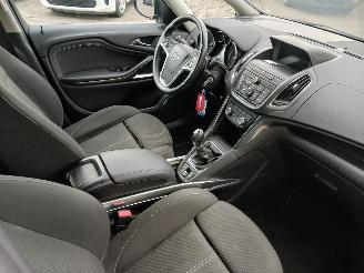Opel Zafira Zafira Tourer (P12) MPV 1.4 Turbo 16V ecoFLEX (A14NET(Euro 5)) [88kW] =
 (10-2011/06-2014) picture 8