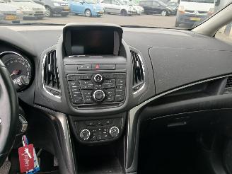 Opel Zafira Zafira Tourer (P12) MPV 1.4 Turbo 16V ecoFLEX (A14NET(Euro 5)) [88kW] =
 (10-2011/06-2014) picture 18