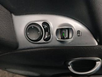 Jeep Cherokee Cherokee/Liberty (KJ) Terreinwagen 3.7 V6 24V (EKG) [155kW]  (09-2001/=
01-2008) picture 15