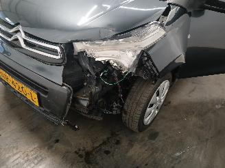 Citroën C1 C1 Hatchback 1.0 Vti 68 12V (1KR-FE(CFB)) [51kW]  (04-2014/04-2018) picture 23