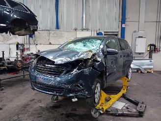 Vrakbiler auto Peugeot 108 108 Hatchback 1.0 12V (1KRFE(CFB)) [51kW]  (05-2014/...) 2016/0