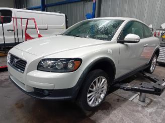 Uttjänta bilar auto Volvo C-30 C30 (EK/MK) Hatchback 3-drs 1.6 D 16V (D4164T) [80kW]  (10-2006/12-201=
2) 2009/11