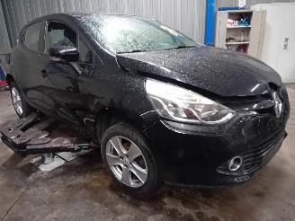 Renault Clio Clio IV (5R) Hatchback 5-drs 0.9 Energy TCE 90 12V (H4B-400(H4B-A4)) [=
66kW]  (11-2012/08-2021) picture 2