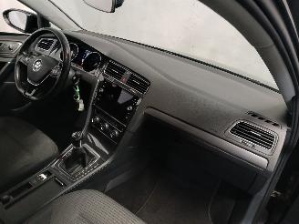 Volkswagen Golf Golf VII (AUA) Hatchback 1.0 TSI 12V BlueMotion (DKRF) [85kW]  (05-201=
5/08-2020) picture 8