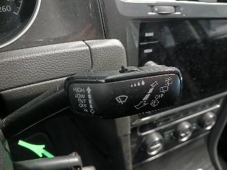 Volkswagen Golf Golf VII (AUA) Hatchback 1.0 TSI 12V BlueMotion (DKRF) [85kW]  (05-201=
5/08-2020) picture 16