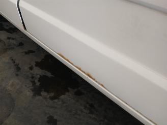 Chrysler Town & Country Voyager/Grand Voyager (RT) MPV 3.8 V6 Grand Voyager (EGH) [142kW]  (10=
-2007/...) picture 21