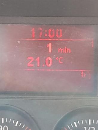 Volkswagen Golf Golf V (1K1) Hatchback 1.6 FSI 16V (BLF(Euro 4)) [85kW]  (10-2003/07-2=
008) picture 2