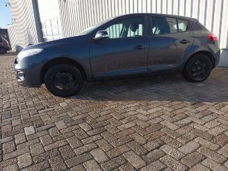 Renault Mégane Megane III Berline (BZ) Hatchback 5-drs 1.2 16V TCE 115 (H5F-400(H5F-A=
4)) [85kW]  (03-2012/02-2016) picture 2