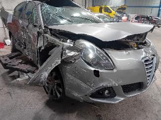 Alfa Romeo Giulietta Giulietta (940) Hatchback 1.4 TB 16V MultiAir (940.A.2000) [125kW]  (0=
4-2010/10-2018) picture 2