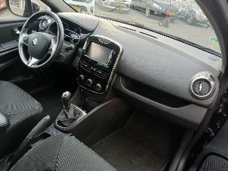 Renault Clio Clio IV (5R) Hatchback 5-drs 1.5 Energy dCi 90 FAP (K9K-628(K9K-E6)) [=
66kW]  (11-2012/08-2021) picture 7