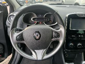 Renault Clio Clio IV (5R) Hatchback 5-drs 1.5 Energy dCi 90 FAP (K9K-628(K9K-E6)) [=
66kW]  (11-2012/08-2021) picture 20