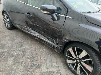 Renault Clio Clio IV (5R) Hatchback 5-drs 1.5 Energy dCi 90 FAP (K9K-628(K9K-E6)) [=
66kW]  (11-2012/08-2021) picture 23