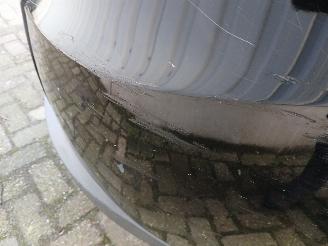 Renault Mégane Megane III Grandtour (KZ) Combi 5-drs 1.5 dCi 90 (K9K-834(K9K-H8)) [66=
kW]  (05-2009/04-2016) picture 27