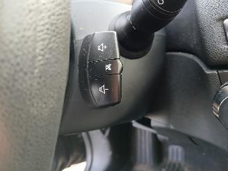 Renault Mégane Megane III Grandtour (KZ) Combi 5-drs 1.5 dCi 90 (K9K-834(K9K-H8)) [66=
kW]  (05-2009/04-2016) picture 19