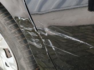 Renault Mégane Megane III Grandtour (KZ) Combi 5-drs 1.5 dCi 90 (K9K-834(K9K-H8)) [66=
kW]  (05-2009/04-2016) picture 29