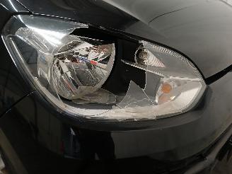 Volkswagen Up! Up! (121) Hatchback 1.0 12V 60 (CHYA) [44kW]  (08-2011/08-2020) picture 23