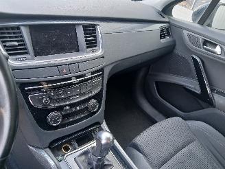 Peugeot 508 508 SW (8E/8U) Combi 1.6 HDiF 16V (DV6C(9HL)) [84kW]  (02-2012/12-2018=
) picture 16