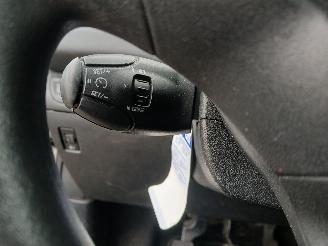 Peugeot 208 208 I (CA/CC/CK/CL) Hatchback 1.2 Vti 12V PureTech 82 (EB2F(HMZ)) [60k=
W]  (03-2012/12-2019) picture 14