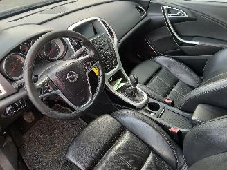 Opel Astra Astra J (PC6/PD6/PE6/PF6) Hatchback 5-drs 1.7 CDTi 16V EcoFLEX 130 (A1=
7DTE(Euro 5)) [96kW]  (07-2011/10-2015) picture 10