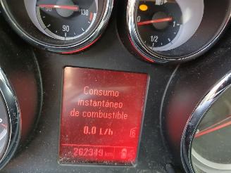 Opel Astra Astra J Sports Tourer (PD8/PE8/PF8) Combi 1.4 16V ecoFLEX (A14XER(Euro=
 5)) [74kW]  (10-2010/10-2015) picture 2