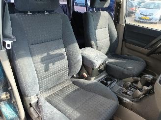 Mitsubishi Pajero Pajero Hardtop (V8/9) Terreinwagen 3.2 DI-D 16V (4M41) [121kW]  (04-20=
00/12-2006) picture 14