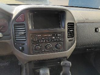 Mitsubishi Pajero Pajero Hardtop (V8/9) Terreinwagen 3.2 DI-D 16V (4M41) [121kW]  (04-20=
00/12-2006) picture 12