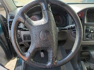 Mitsubishi Pajero Pajero Hardtop (V8/9) Terreinwagen 3.2 DI-D 16V (4M41) [121kW]  (04-20=
00/12-2006) picture 11