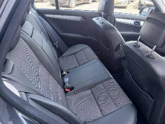 Mercedes C-klasse C Estate (S204) Combi 2.2 C-200 CDI 16V BlueEFFICIENCY (OM651.913) [10=
0kW]  (04-2010/...) picture 9