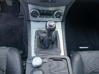 Mercedes C-klasse C Estate (S204) Combi 2.2 C-200 CDI 16V BlueEFFICIENCY (OM651.913) [10=
0kW]  (04-2010/...) picture 19