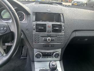 Mercedes C-klasse C Estate (S204) Combi 2.2 C-200 CDI 16V BlueEFFICIENCY (OM651.913) [10=
0kW]  (04-2010/...) picture 18