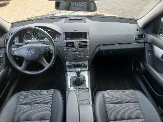 Mercedes C-klasse C Estate (S204) Combi 2.2 C-200 CDI 16V BlueEFFICIENCY (OM651.913) [10=
0kW]  (04-2010/...) picture 12