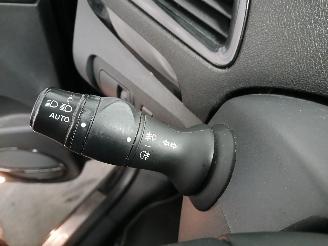 Renault Scenic Scénic III (JZ) MPV 1.5 dCi 110 (K9K-837(K9K-N8)) [81kW]  (04-2009/0=
9-2016) picture 14