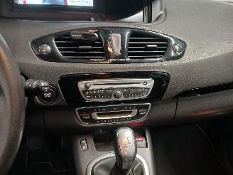 Renault Scenic Scénic III (JZ) MPV 1.5 dCi 110 (K9K-837(K9K-N8)) [81kW]  (04-2009/0=
9-2016) picture 17