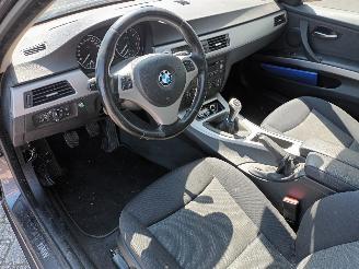 BMW 3-serie 3 serie (E90) Sedan 318d 16V (M47-D20(204D4)) [90kW]  (03-2005/08-2007=
) picture 11