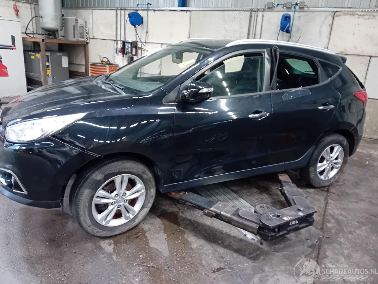 Hyundai Ix35 iX35 (LM) SUV 1.6 GDI 16V (G4FD(Euro 4)) [99kW]  (11-2010/09-2015)