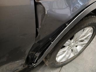 Land Rover Discovery Discovery Sport (LC) Terreinwagen 2.0 Si4 16V (204PT(GTDI)) [177kW]  (=
11-2014/...) picture 28