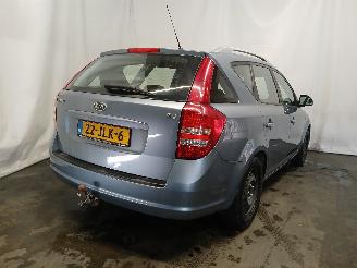 Kia Cee d Cee'd Sporty Wagon (EDF) Combi 1.4 16V (G4FA) [80kW]  (09-2007/12-2012=
) picture 5