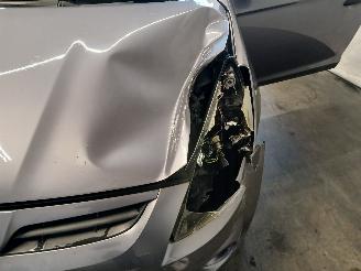 Hyundai I-20 i20 Hatchback 1.2i 16V (G4LA) [57kW]  (09-2008/12-2012) picture 24