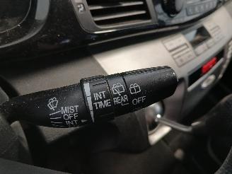 Honda Fr-v FR-V (BE) MPV 1.7 16V (D17A2) [92kW]  (02-2005/12-2006) picture 19