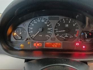 BMW 3-serie 3 serie (E46/4) Sedan 318i 16V (N42-B20A) [105kW]  (09-2001/02-2005) picture 22