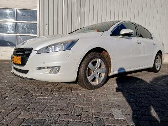 Peugeot 508 508 (8D) Sedan 2.0 HYbrid4 16V (DW10CTED4(RHC)) [147kW]  (11-2010/12-2=
018) picture 3