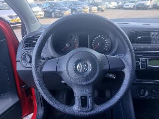 Volkswagen Polo Polo V (6R) Hatchback 1.2 12V BlueMotion Technology (CGPA(Euro 5)) [51=
kW]  (06-2009/05-2014) picture 18