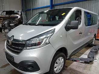 Uttjänta bilar auto Renault Trafic Trafic Passenger (1JL/2JL/3JL/4JL) Bus 2.0 dCi 16V 120 (M9R-710(M9R-V7=
)) [88kW]  (06-2019/...) 2019/5
