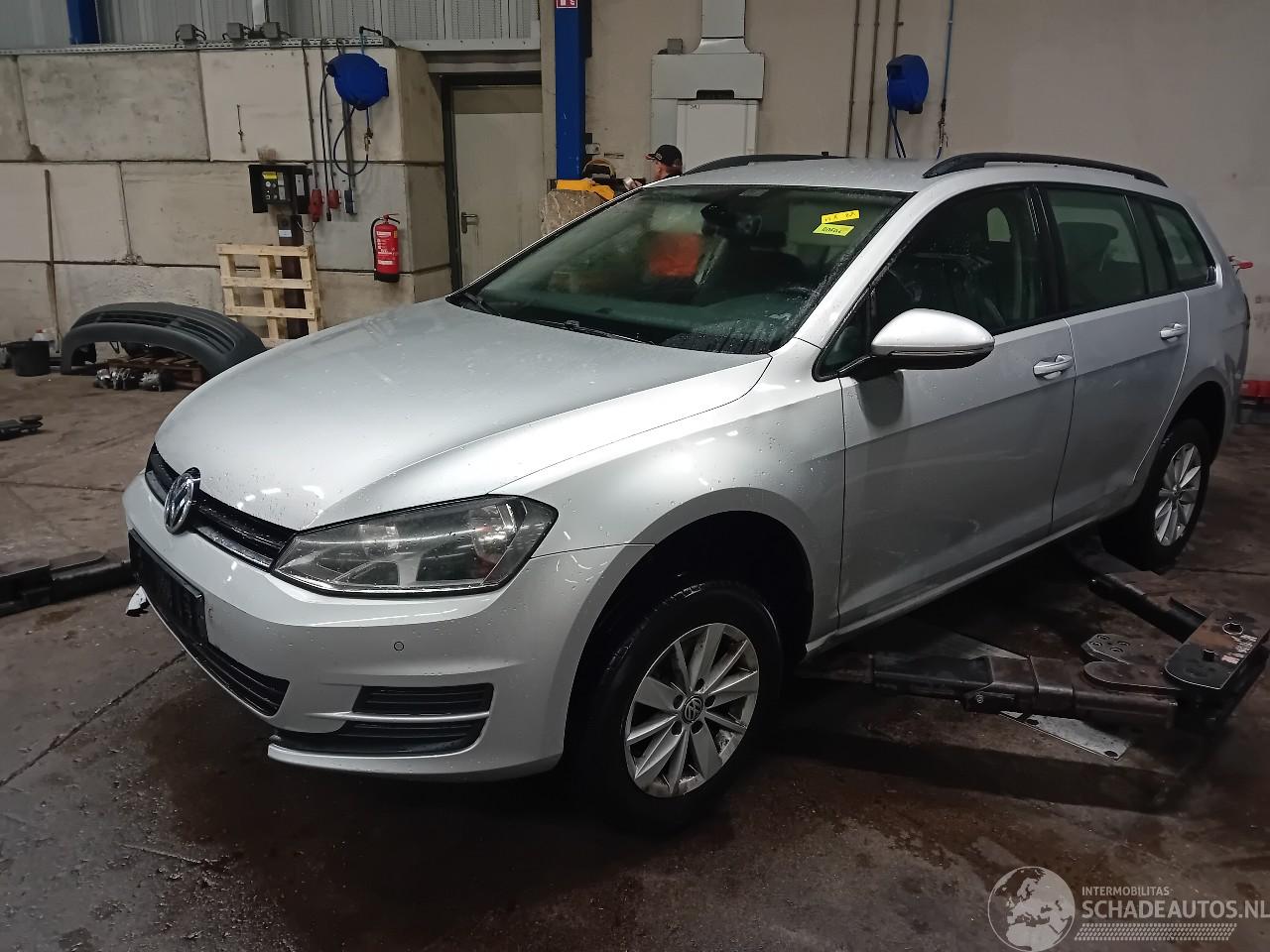 Volkswagen Golf Golf VII Variant (AUVV) Combi 1.6 TDI BlueMotion 16V (CRKB) [81kW]  (0=
5-2013/12-2020)