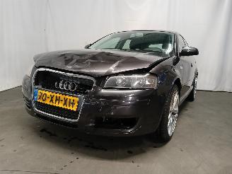 Avarii autoturisme Audi A3 A3 Sportback (8PA) Hatchback 5-drs 1.8 TFSI 16V (BYT) [118kW]  (11-200=
6/03-2013) 2007/7