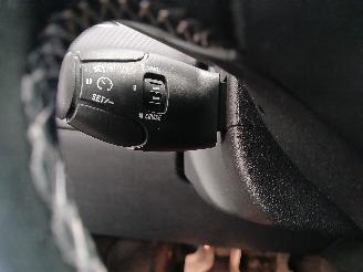 Peugeot 2008 2008 (CU) MPV 1.2 12V e-THP PureTech 110 (EB2DT(HNZ)) [81kW]  (01-2015=
/12-2019) picture 15