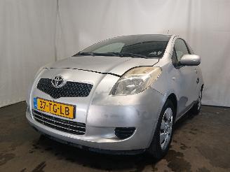 Unfallwagen Toyota Yaris Yaris II (P9) Hatchback 1.3 16V VVT-i (2SZFE) [64kW]  (08-2005/11-2010=
) 2006/9